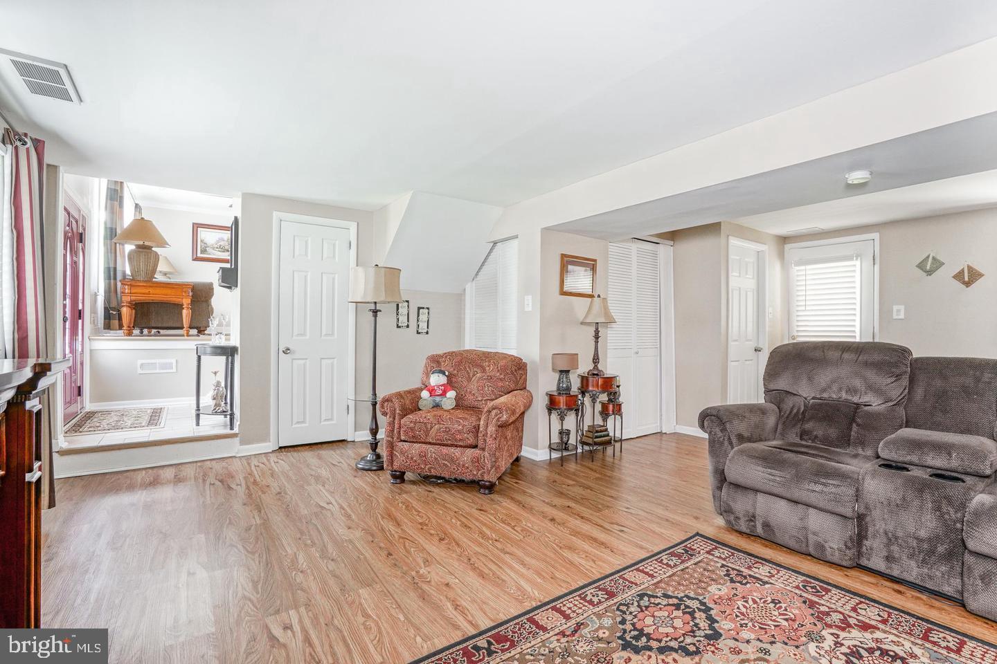 4 Buttonwood Road Stratford, NJ 08084 - Photo 11 of 21