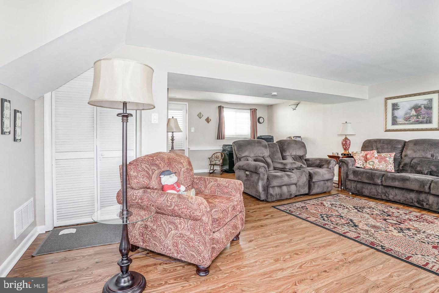4 Buttonwood Road Stratford, NJ 08084 - Photo 9 of 21