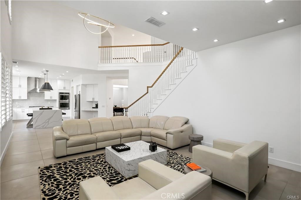 23679 Ridgeway Mission Viejo, CA 92692 - Photo 8 of 39