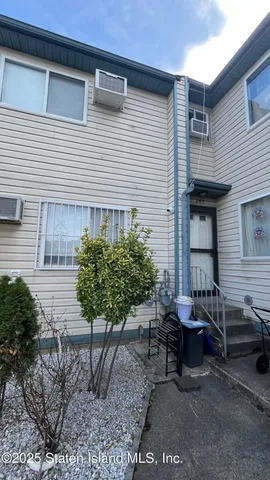 $630,000 | 301 Mosel Avenue | Concord