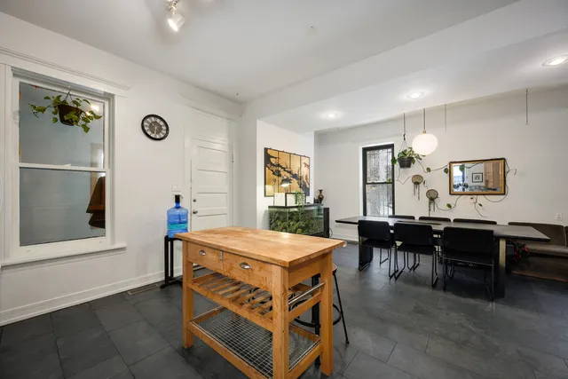 $699,000 | 2851 West Division Street, Chicago, IL 60622