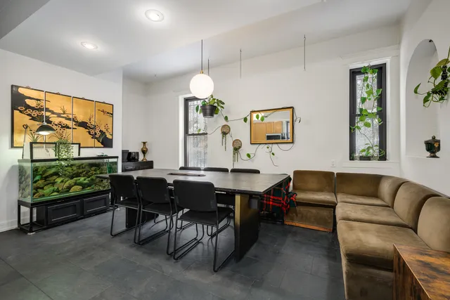 $699,000 | 2851 West Division Street, Chicago, IL 60622