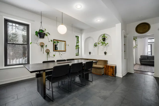 $699,000 | 2851 West Division Street, Chicago, IL 60622