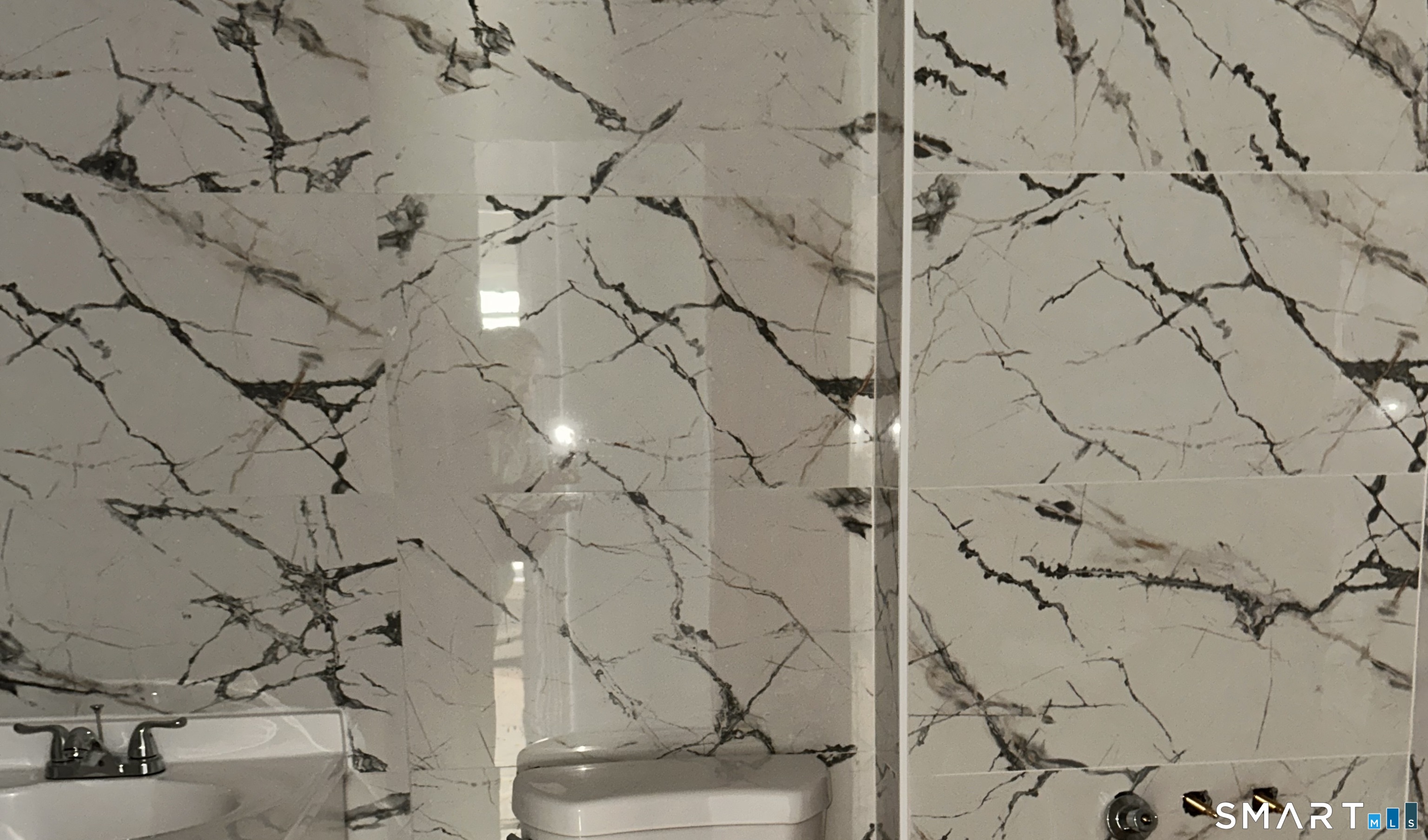 240 Madison Avenue Bridgeport, CT 06604 - Photo 7 of 17