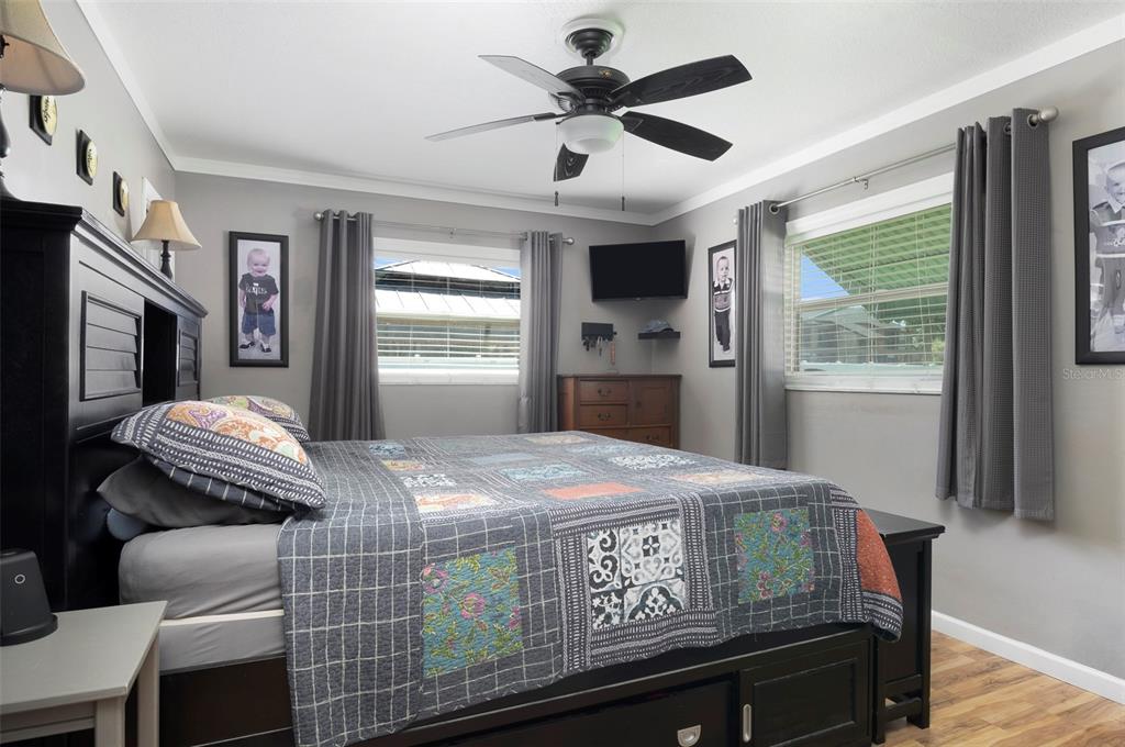 397 36th Street Southeast Largo, FL 33771 - Photo 16 of 50 Gallery Image 16