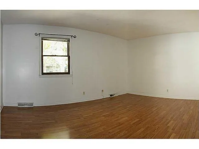 $2,300 | 3424 East 98th Street, Carmel, IN 46033