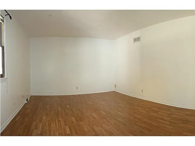 $2,300 | 3424 East 98th Street, Carmel, IN 46033