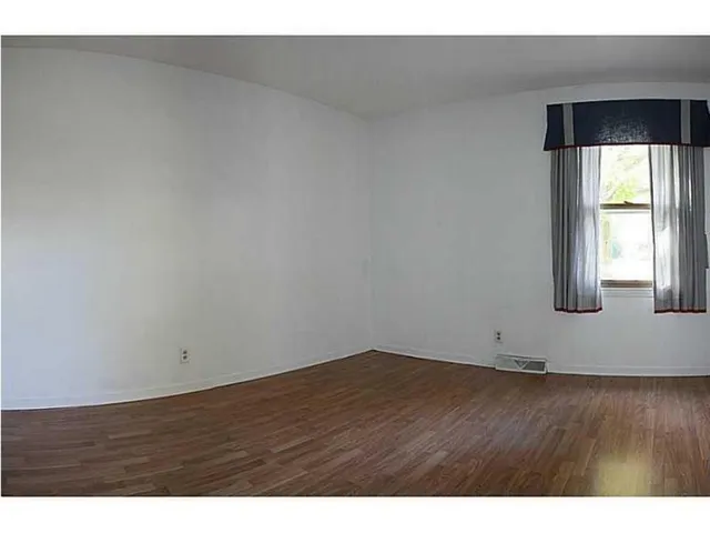 $2,300 | 3424 East 98th Street, Carmel, IN 46033