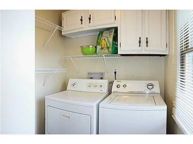 $2,300 | 3424 East 98th Street, Carmel, IN 46033