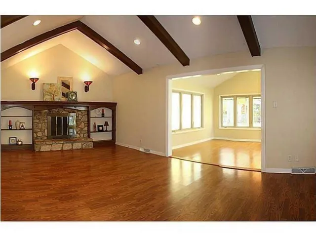 $2,300 | 3424 East 98th Street, Carmel, IN 46033