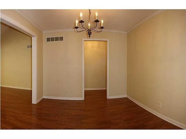 $2,300 | 3424 East 98th Street, Carmel, IN 46033