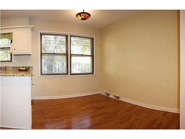 $2,300 | 3424 East 98th Street, Carmel, IN 46033