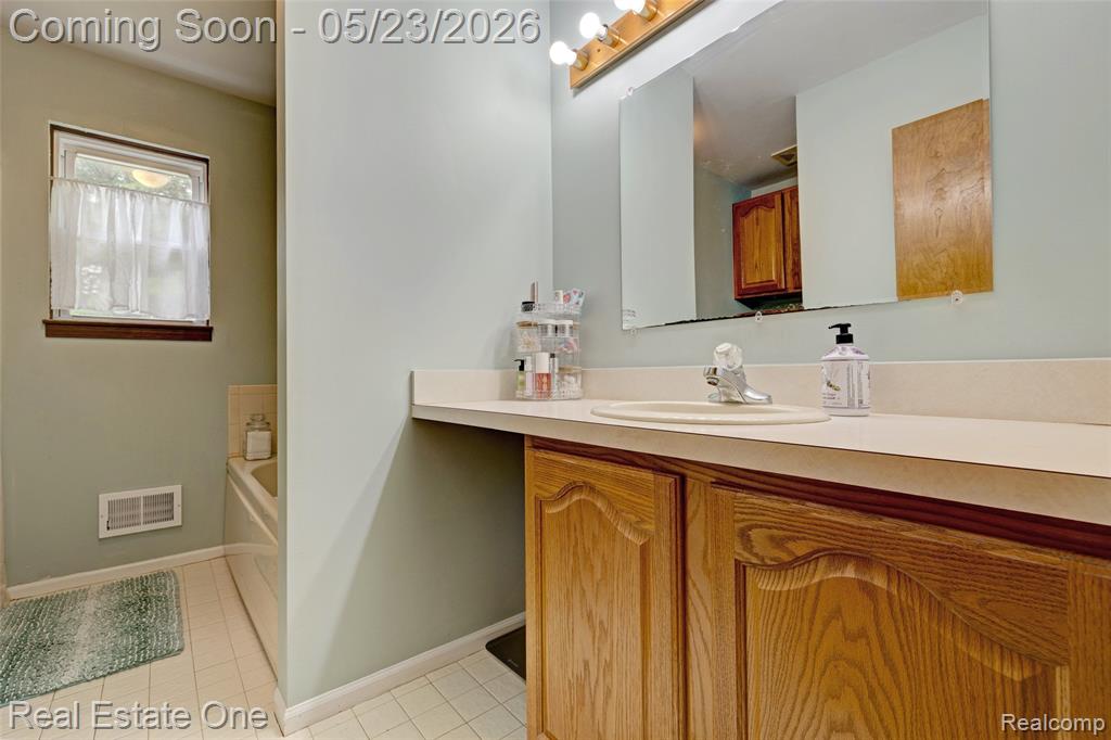 4022 Hadley Road Metamora, MI 48455 - Photo 27 of 50 Gallery Image 27