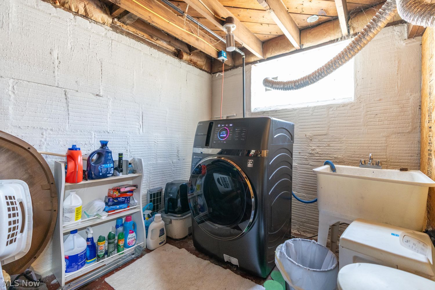 156 Canton Road Akron, OH 44312 - Photo 28 of 35