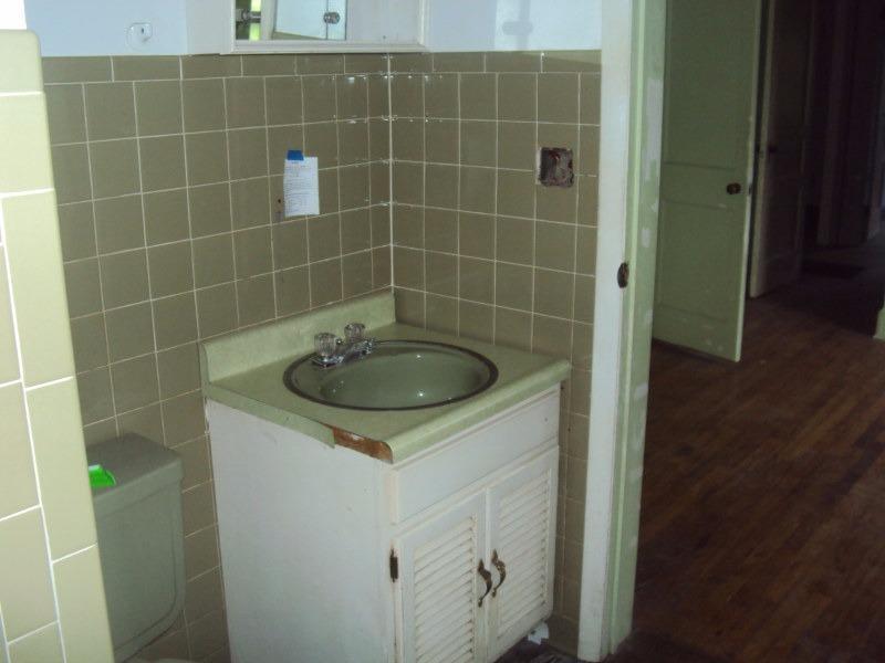 348 Oakwood Road Middlesboro, KY 40965 - Photo 10 of 13 Additional Photo