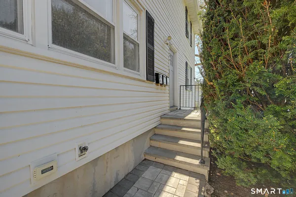 $2,500 | 22 Treat Avenue, Unit 1, Stamford, CT 06906