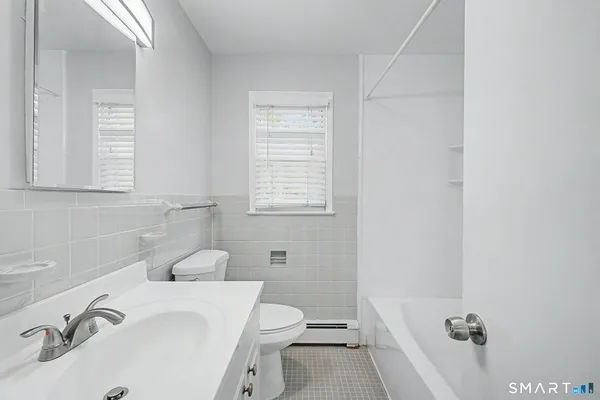 $2,500 | 22 Treat Avenue, Unit 1, Stamford, CT 06906