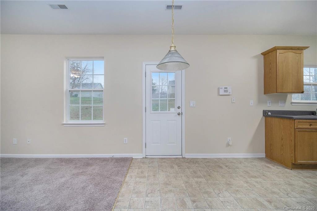 1388 Spring View Court Rock Hill, SC 29732 - Photo 9 of 18 Gallery Image 9