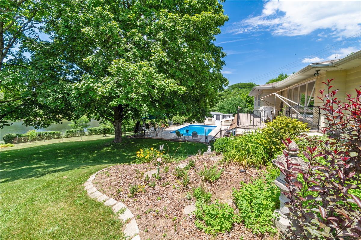 5 Horseshoe Drive Springfield, IL 62702 - Photo 38 of 43 Gallery Image 38