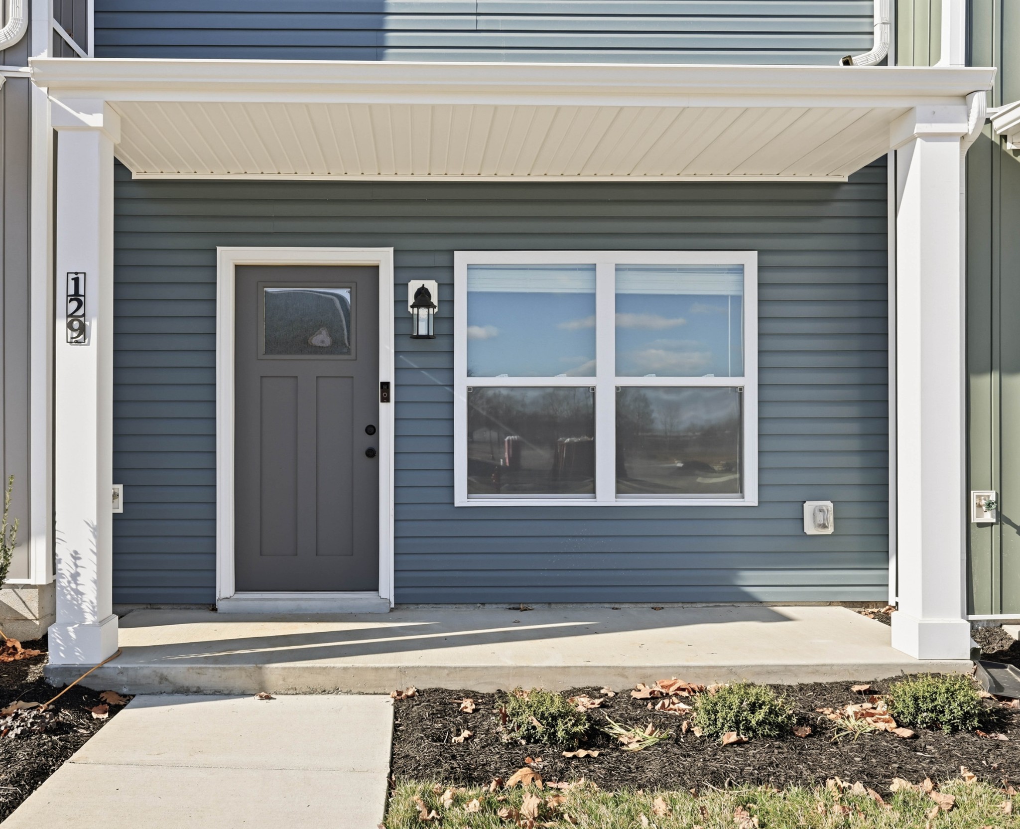 129 Front Rdg Circle Clarksville, TN 37042 - Photo 3 of 37