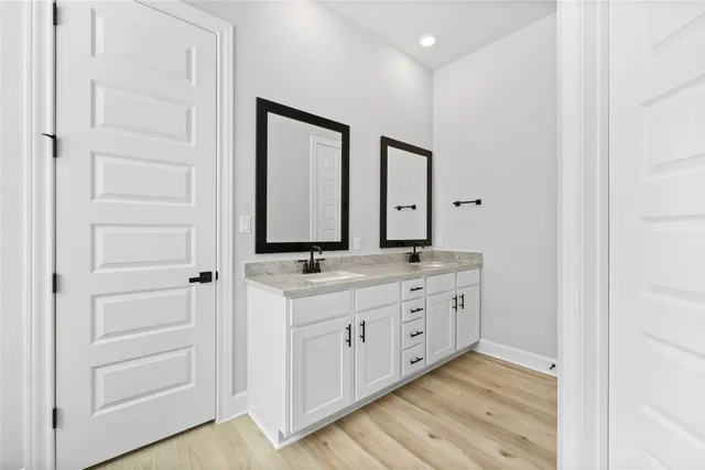 $414,900 | 170 Loysoya Street, Bastrop, TX 78602