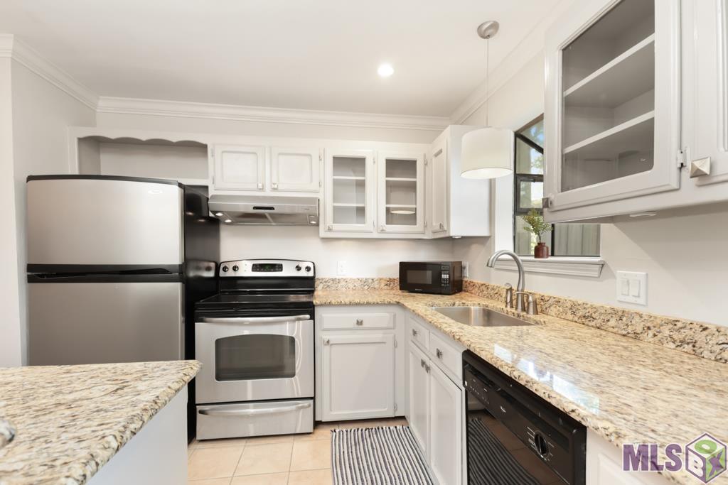 981 Ridgepoint Court, Unit 981 Baton Rouge, LA 70810 - Photo 13 of 22 Gallery Image 13