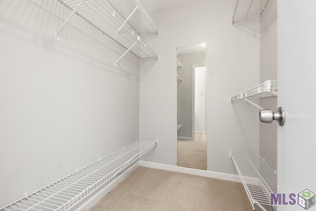 981 Ridgepoint Court, Unit 981 Baton Rouge, LA 70810 - Photo 17 of 22 Gallery Image 17
