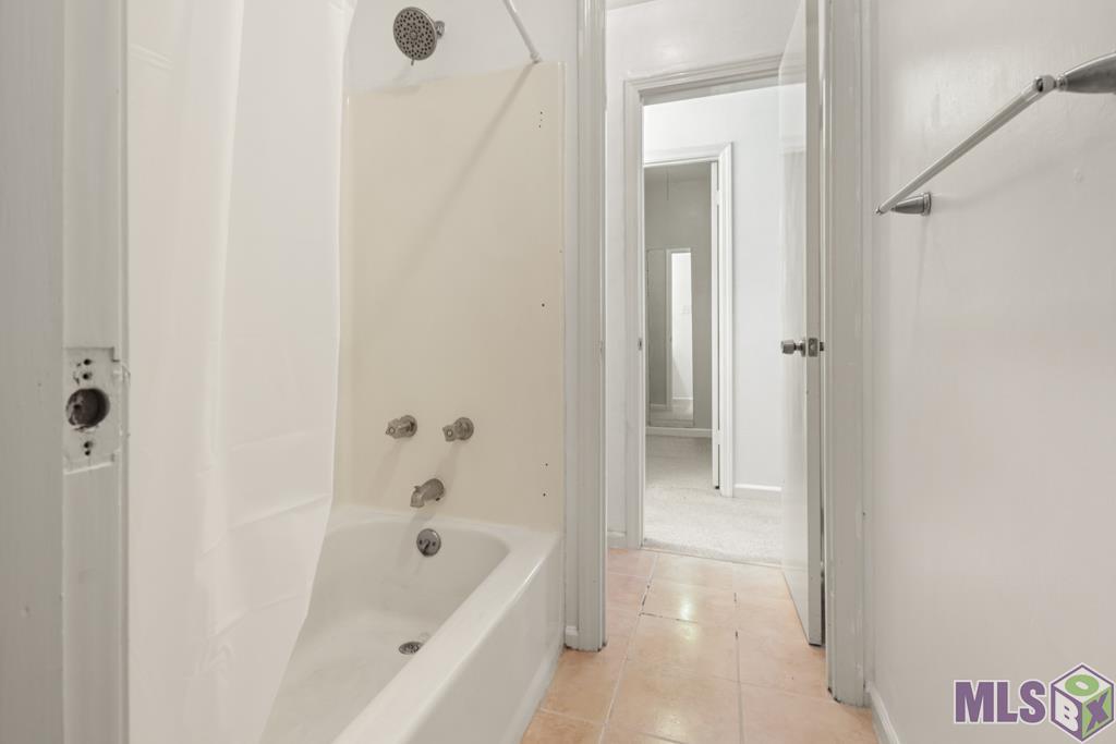 981 Ridgepoint Court, Unit 981 Baton Rouge, LA 70810 - Photo 20 of 22 Gallery Image 20