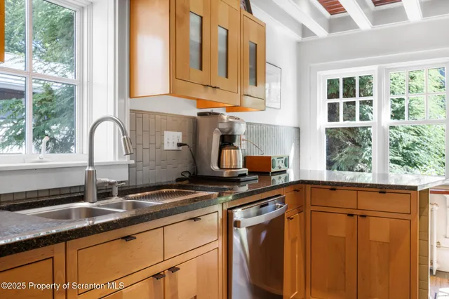 $335,000 | 666 Ford Avenue, Kingston, PA 18704