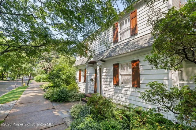 $335,000 | 666 Ford Avenue, Kingston, PA 18704