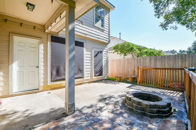 $2,650 | 3019 Red Oak Leaf Trail, Houston, TX 77084