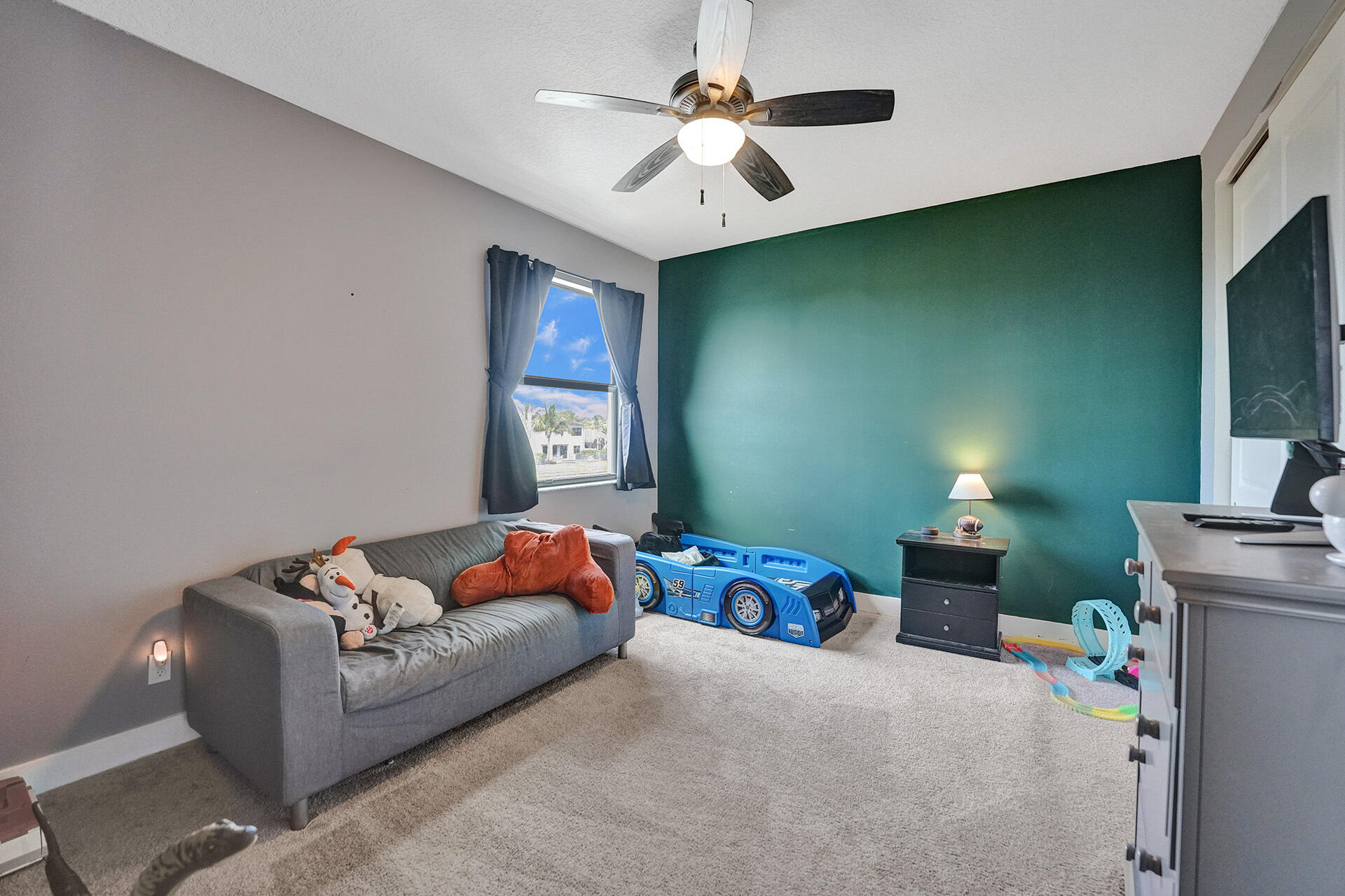 7201 Estero Drive Lake Worth, FL 33463 - Photo 33 of 58 .