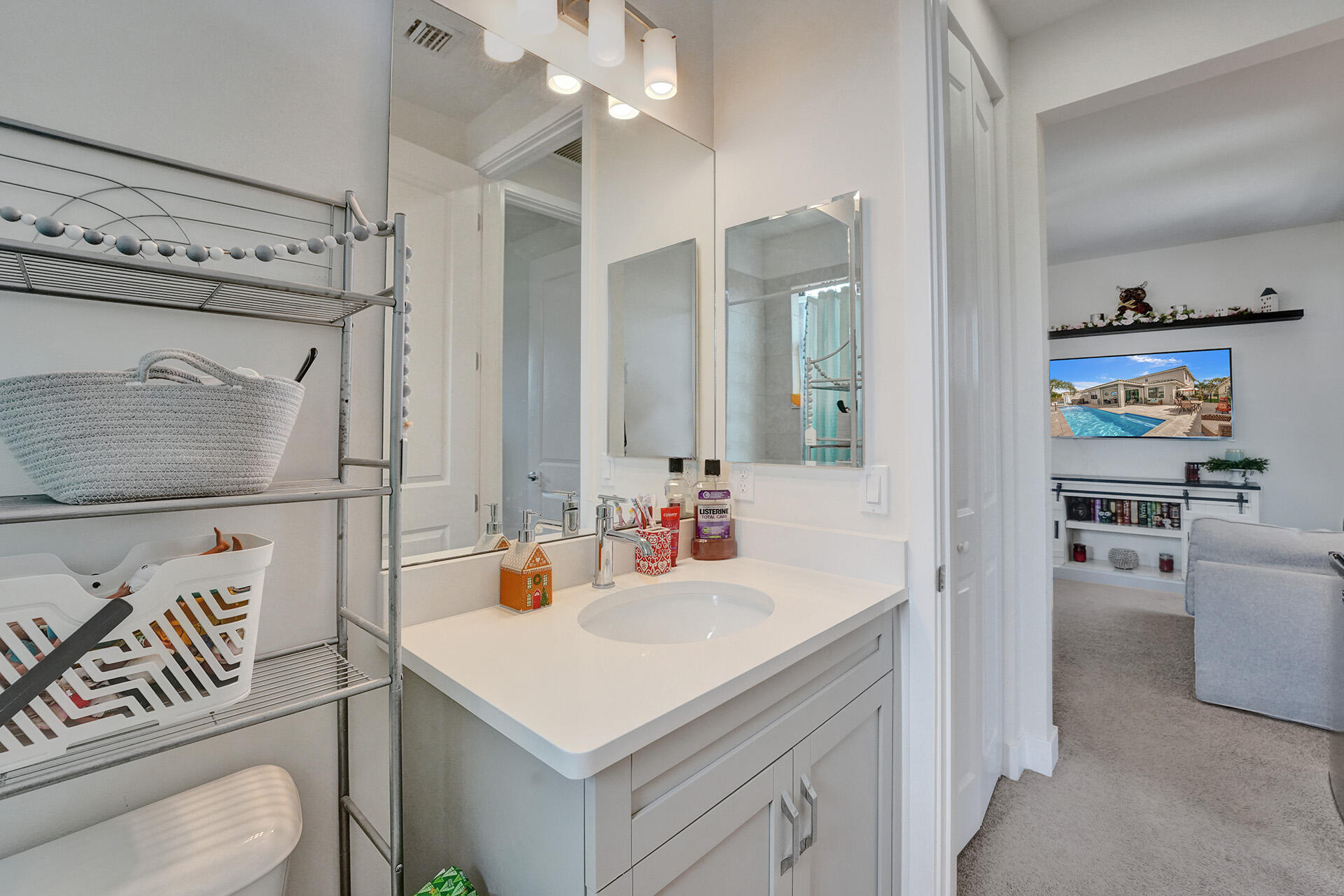 7201 Estero Drive Lake Worth, FL 33463 - Photo 37 of 58 .