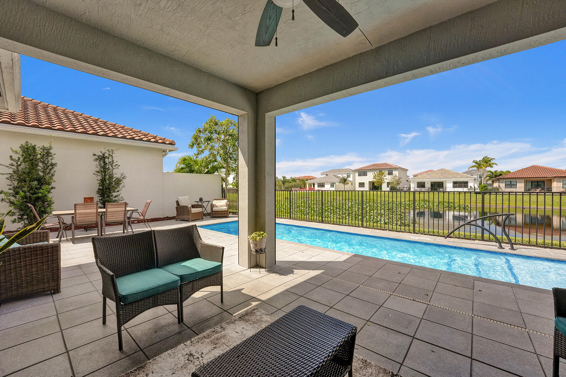 7201 Estero Drive Lake Worth, FL 33463 - Photo 40 of 58 .