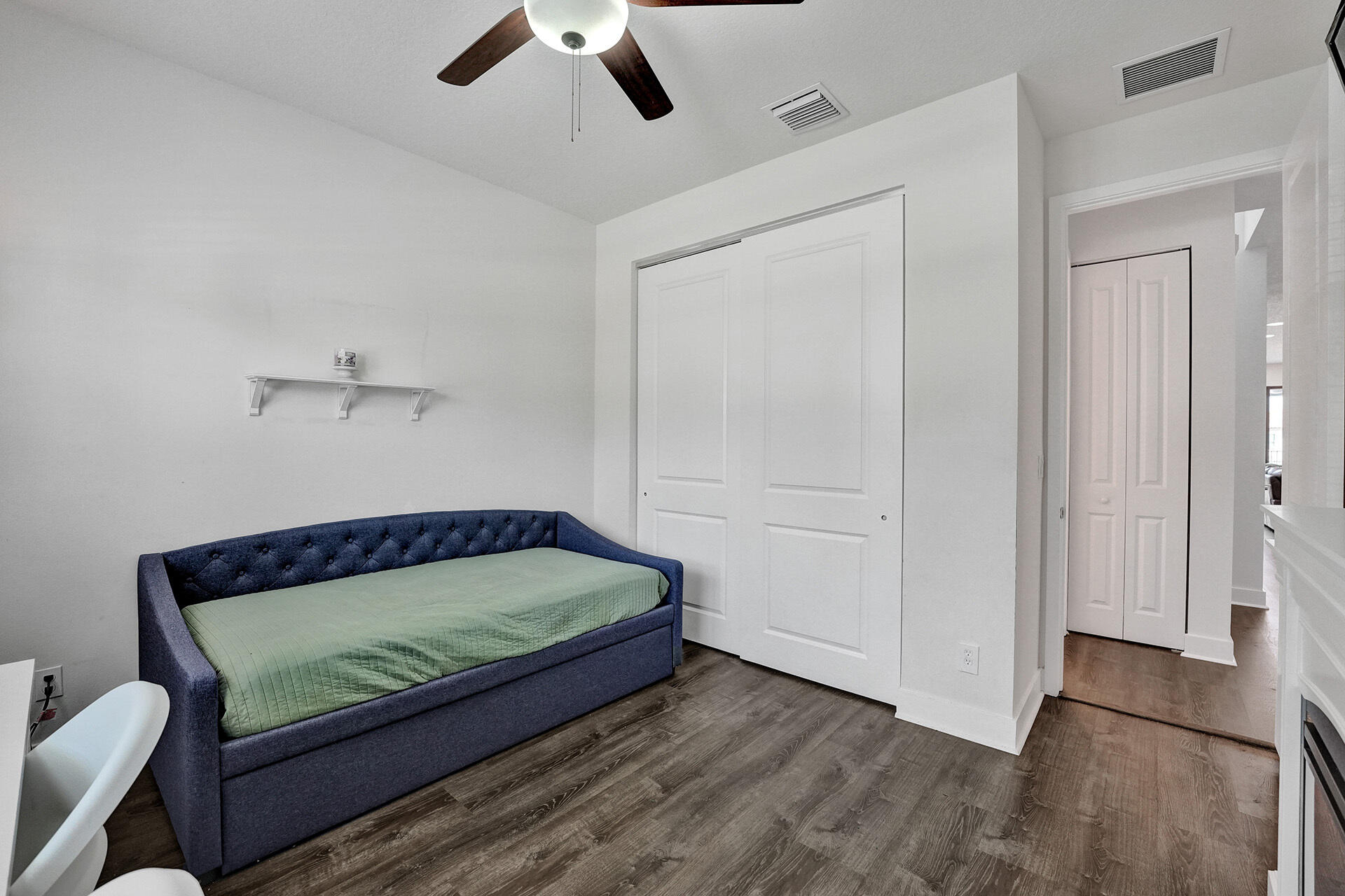 7201 Estero Drive Lake Worth, FL 33463 - Photo 6 of 58 .