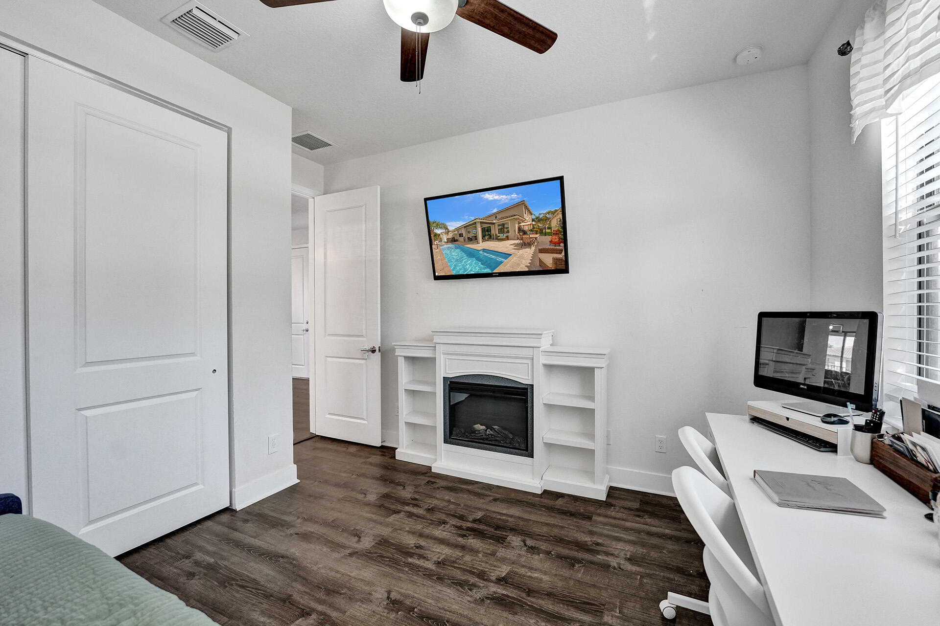 7201 Estero Drive Lake Worth, FL 33463 - Photo 7 of 58 .