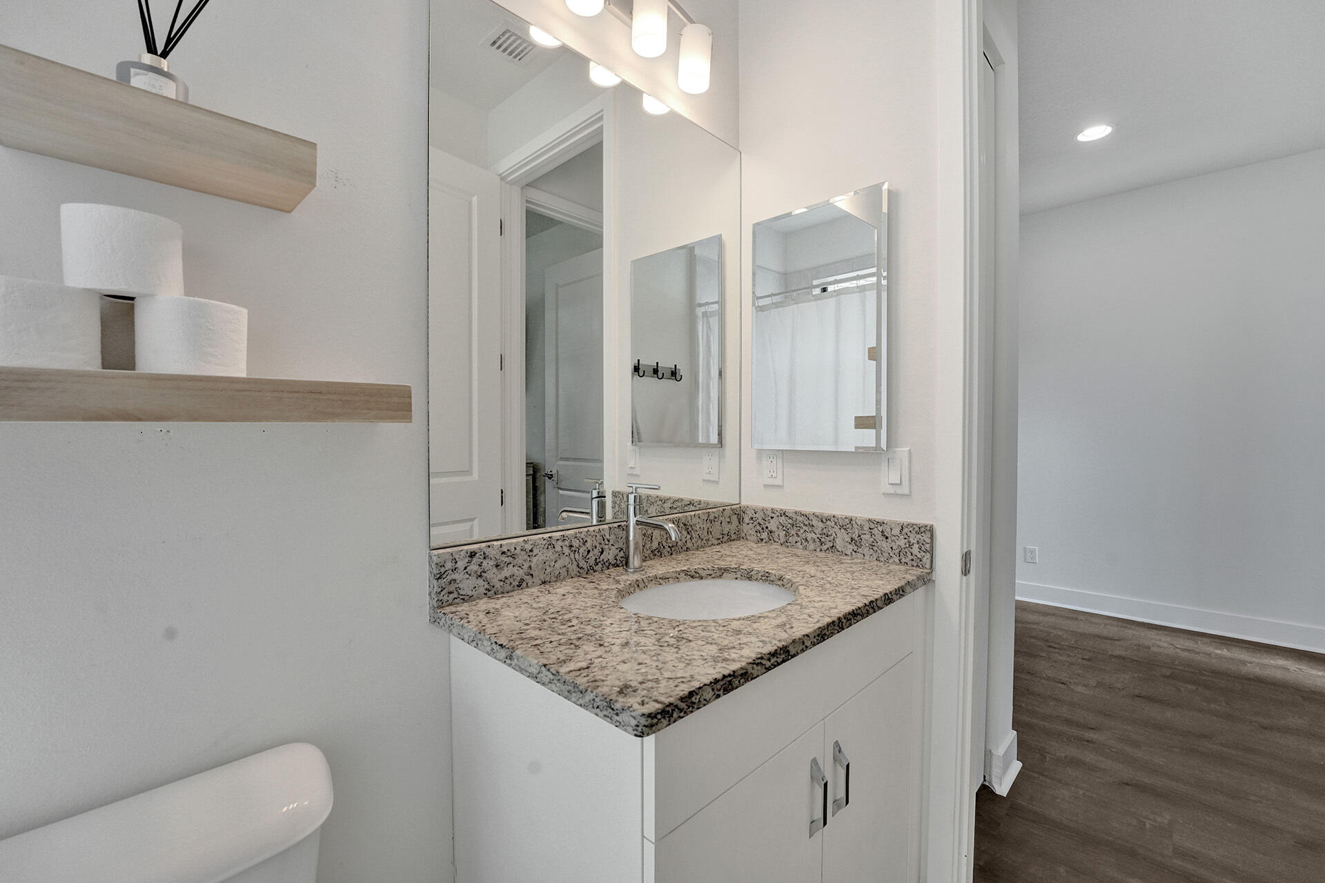 7201 Estero Drive Lake Worth, FL 33463 - Photo 9 of 58 .