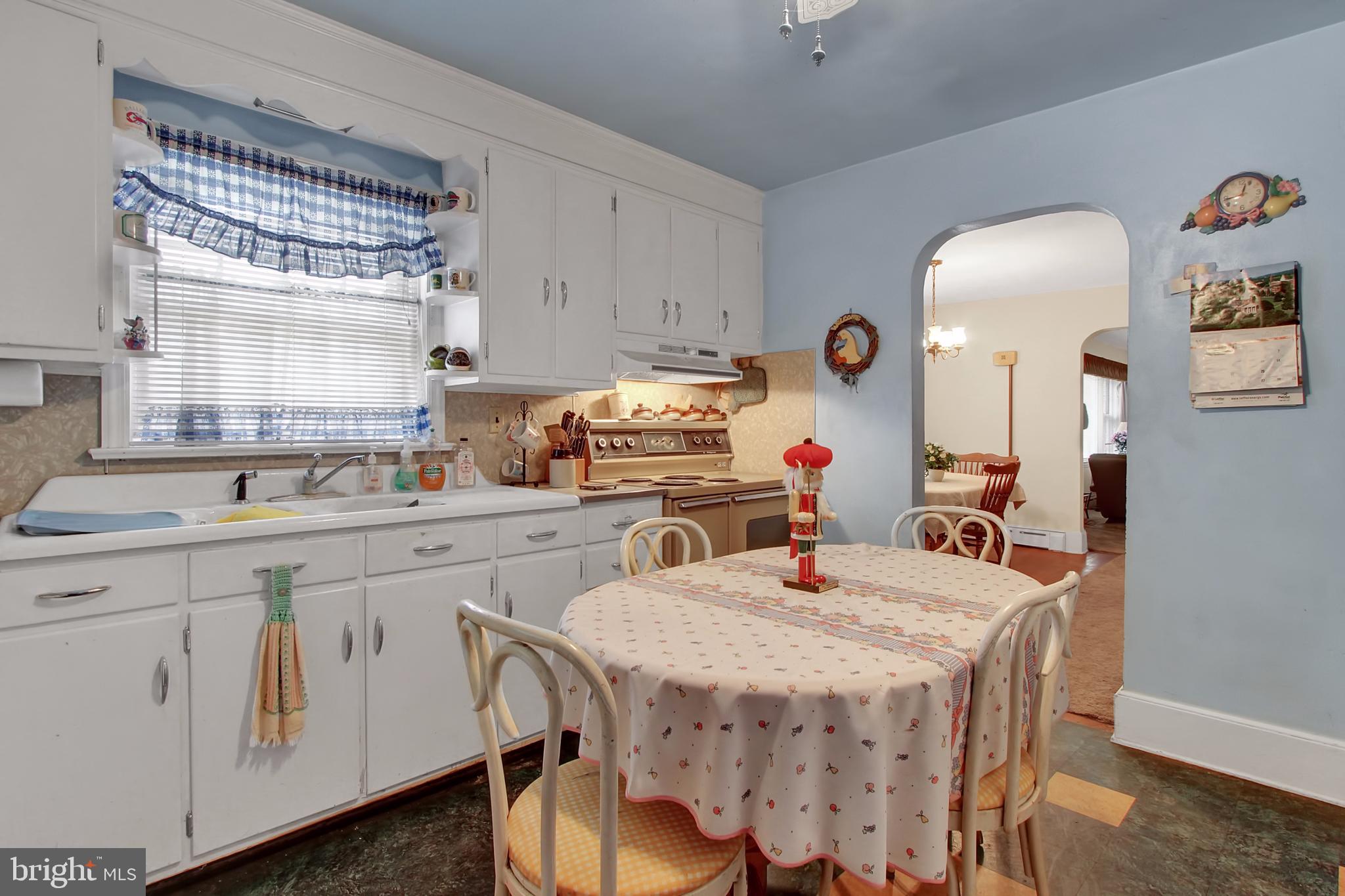 6194 York Road Spring Grove, PA 17362 - Photo 6 of 24