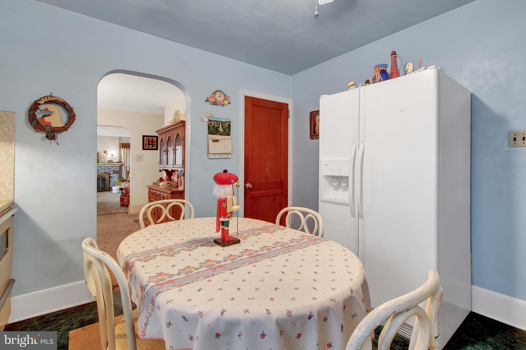6194 York Road Spring Grove, PA 17362 - Photo 7 of 24