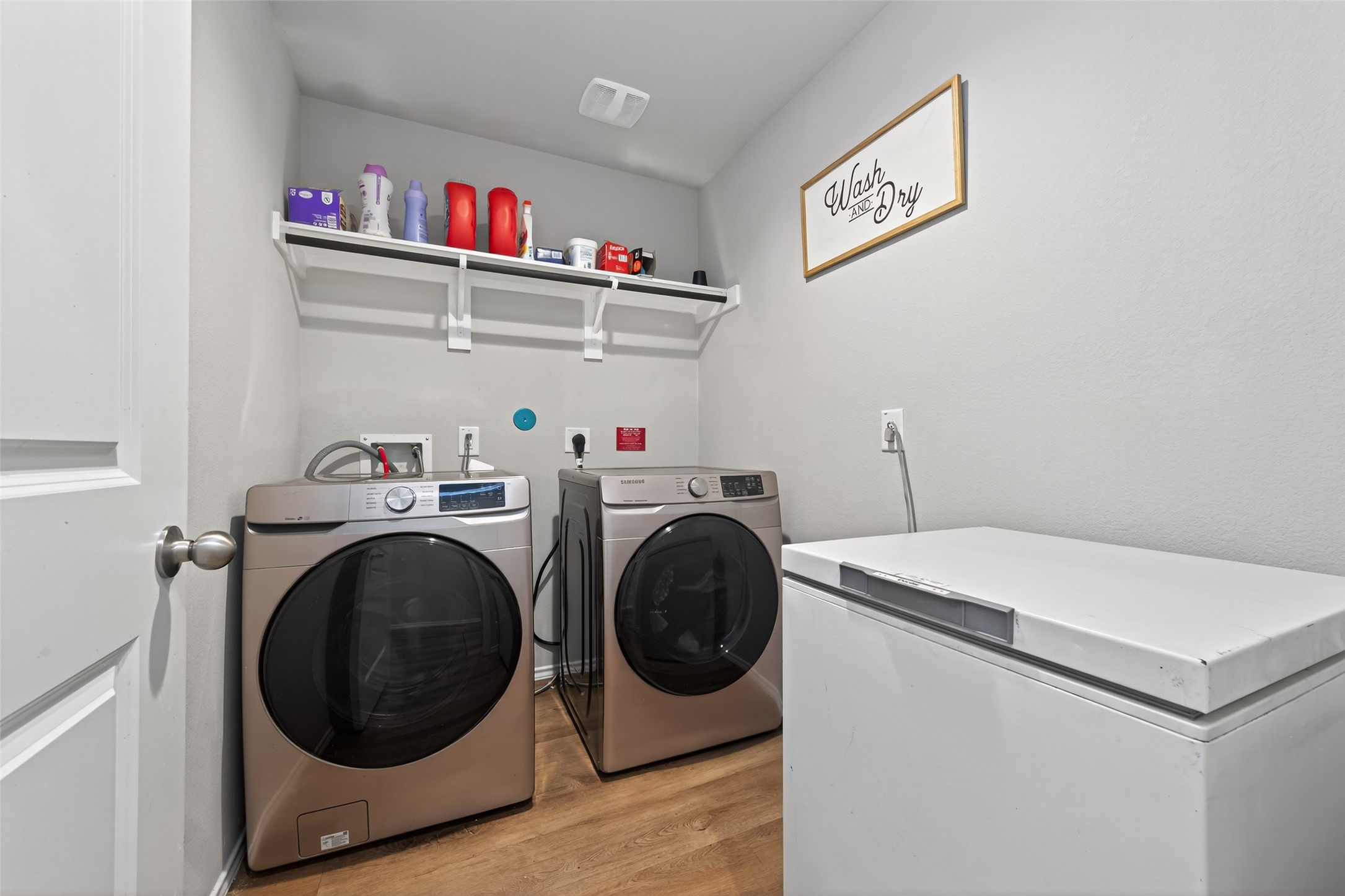 23706 Blodgett Peak Trail Spring, TX 77373 - Photo 23 of 31 a utility room with dryer and washer