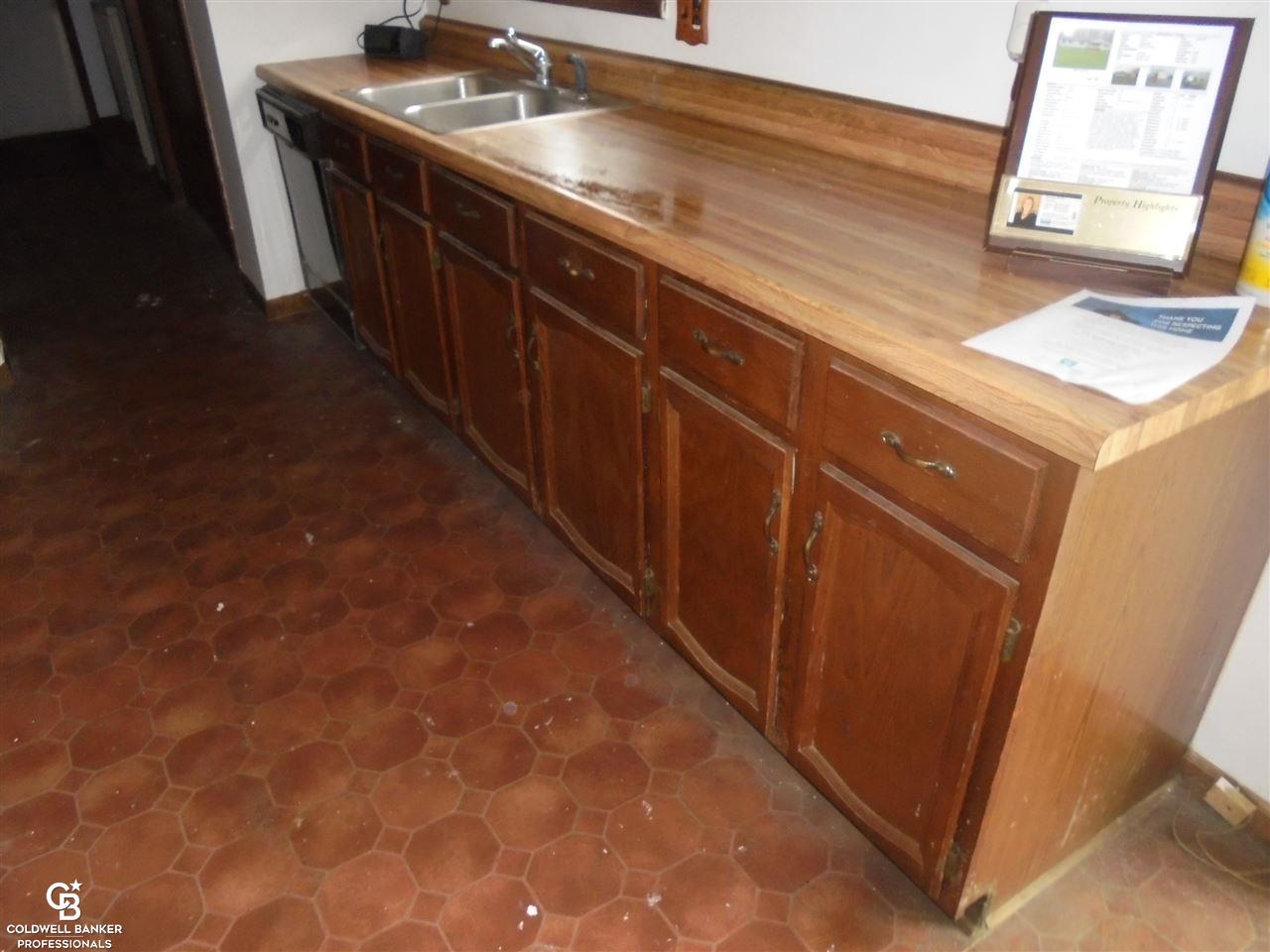 18250 Pratt Road Armada, MI 48005 - Photo 20 of 56 Kitchen
