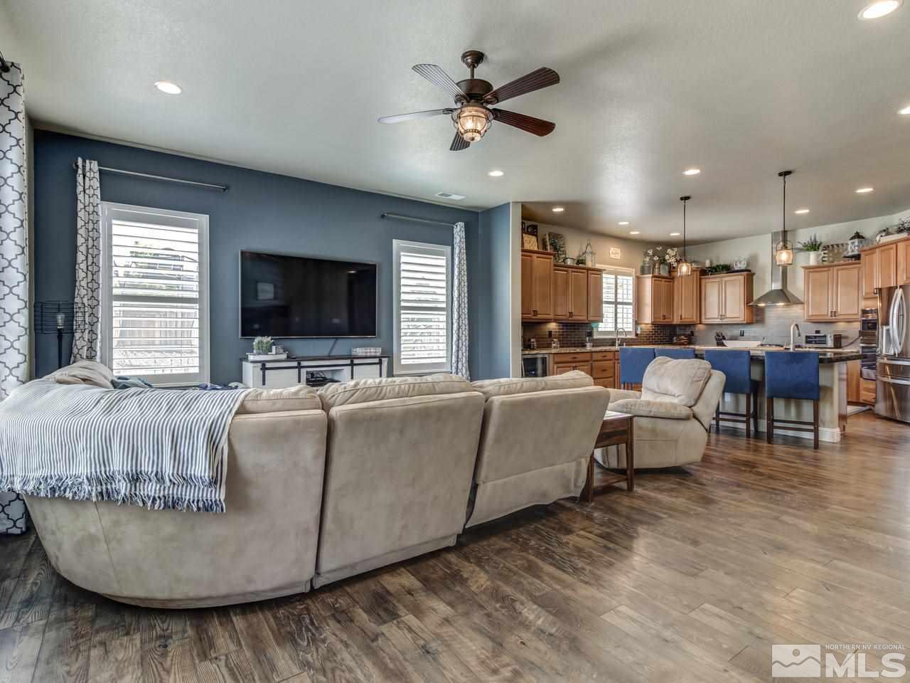 505 Split Rail Court Sparks, NV 89441 - Photo 10 of 25 a living room with furniture and a flat screen tv