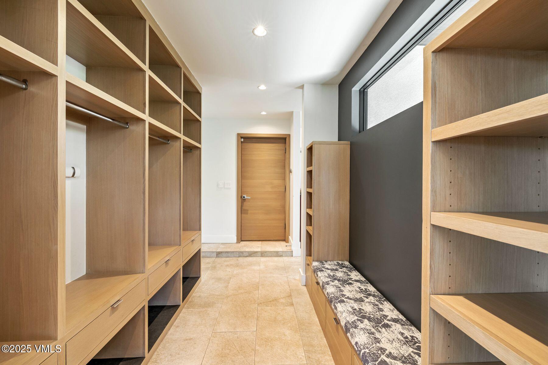 4380 June Point Avon, CO 81620 - Photo 45 of 52 Mudroom