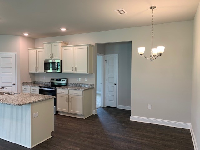 9304 Sitka Drive, Unit 90 Foley, AL 36535 - Photo 7 of 21 Breakfast Area