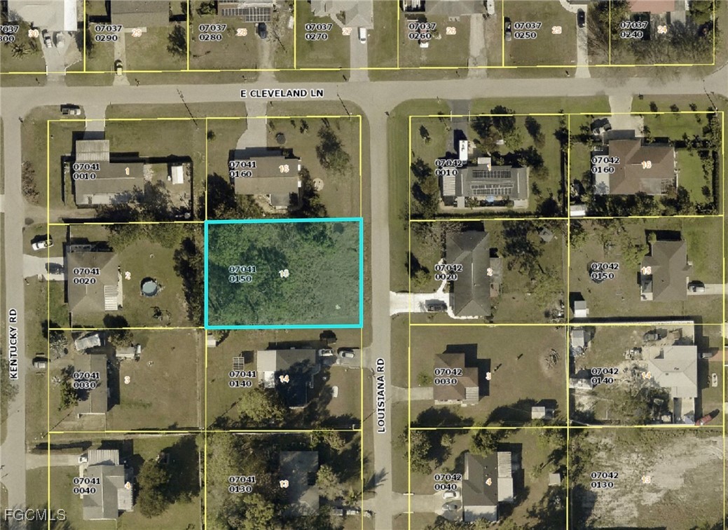 23 Louisiana Road Lehigh Acres, FL 33936 - Photo 4 of 4 a picture of a glass window