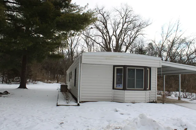 $69,000 | N750 Golf Prairie, Unit 68, Prairie du Sac, WI 53578