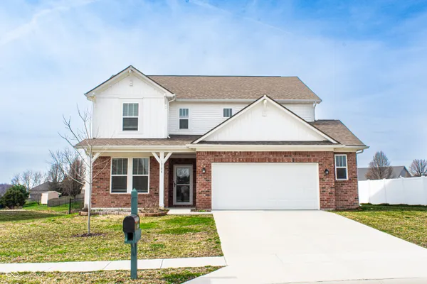 $369,500 | 13174 North Departure Boulevard East, Camby, IN 46113