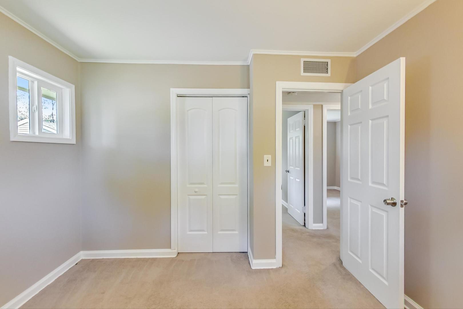 61 Golfview Road Lake Zurich, IL 60047 - Photo 14 of 26