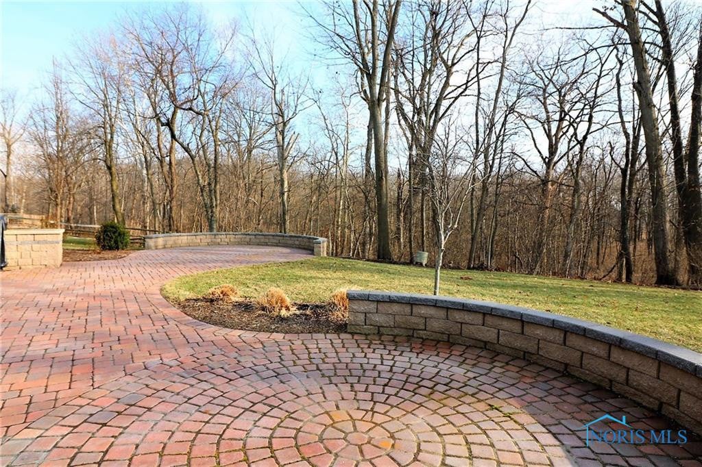 7847 Chestnut Ridge Maumee, OH 43537 - Photo 10 of 15 Gallery Image 10
