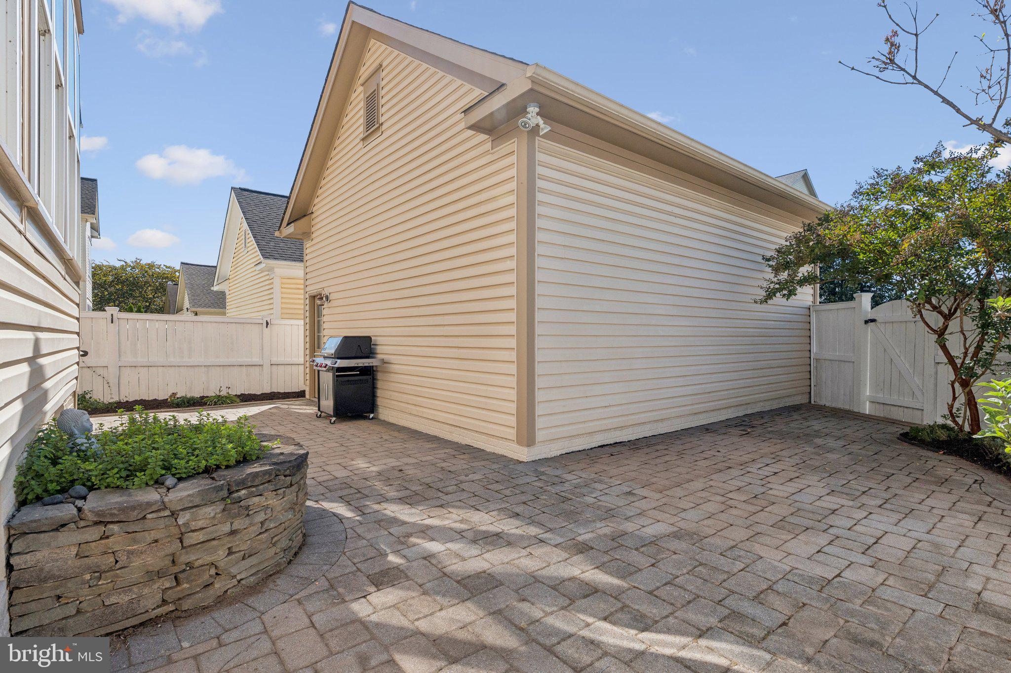 23710 Grapevine Ridge Terrace Clarksburg, MD 20871 - Photo 3 of 49 Gallery Image 3